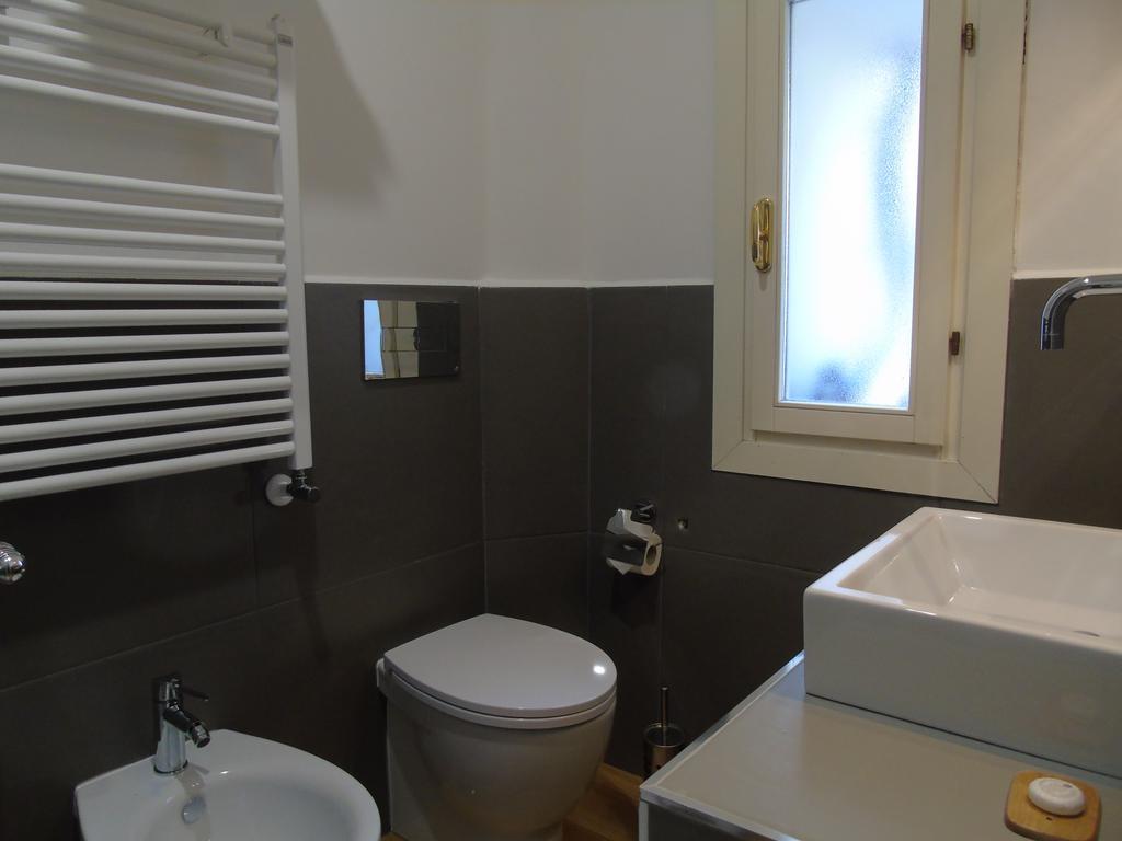 Vatican Bed & Breakfast 2*